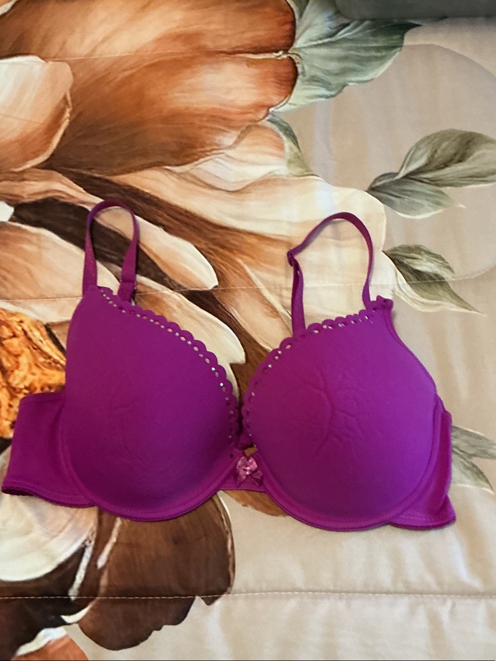 Fredericks of Hollywood underwire brassiere purple 36D cup no padding